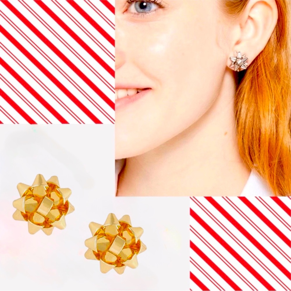 🎄🍒3/$30 New Gold Holiday Bow Stud Earrings - Picture 1 of 5